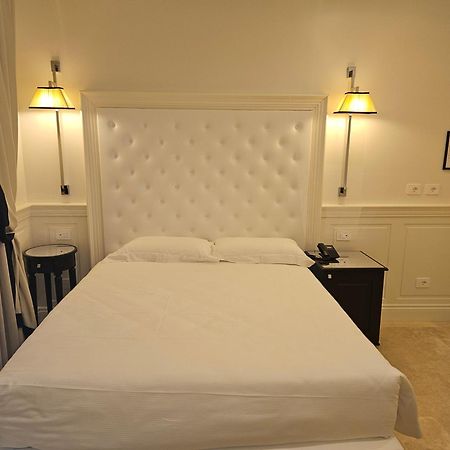 Aca Hotel Viminale Рим Екстериор снимка