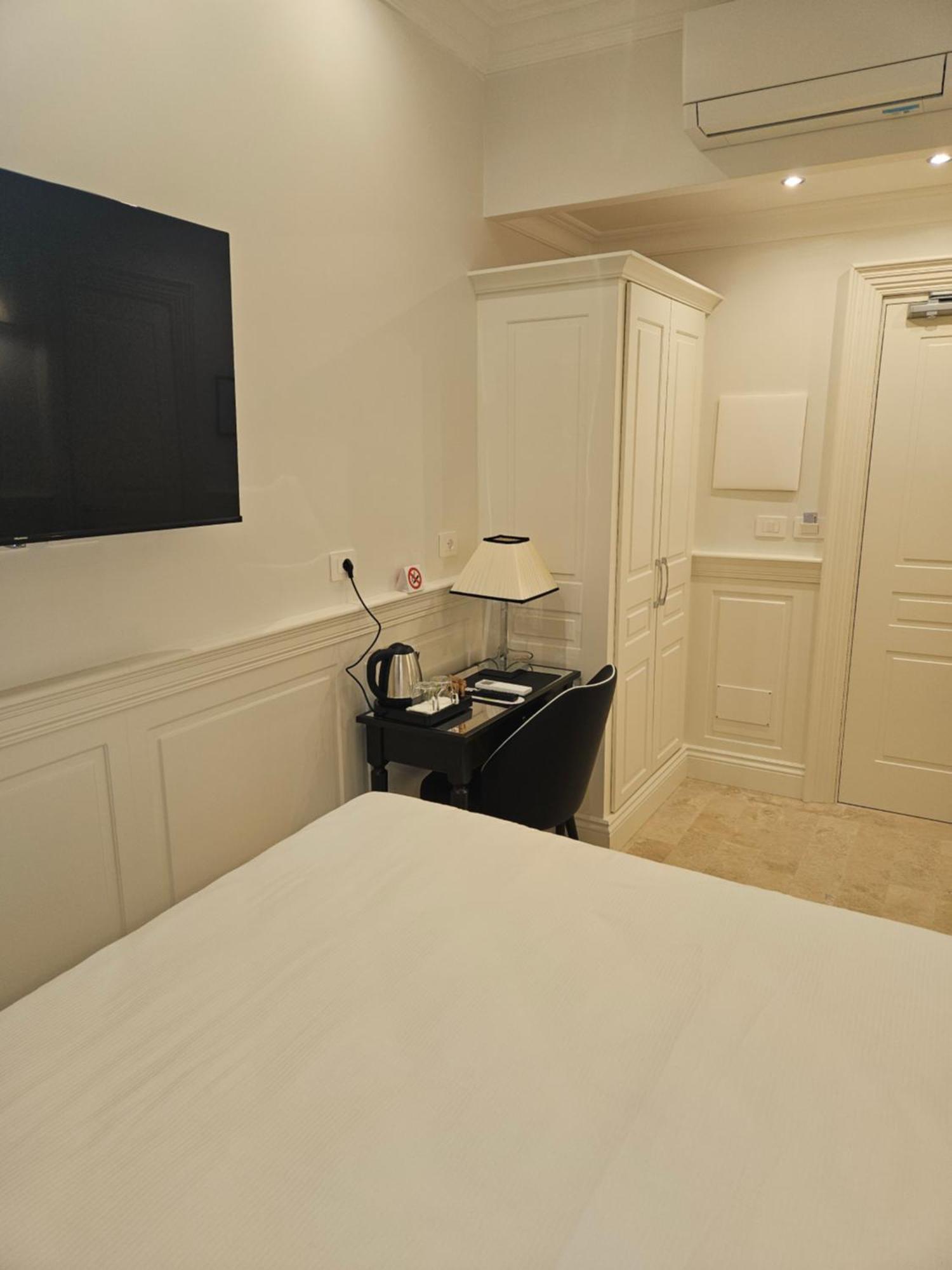 Aca Hotel Viminale Рим Екстериор снимка